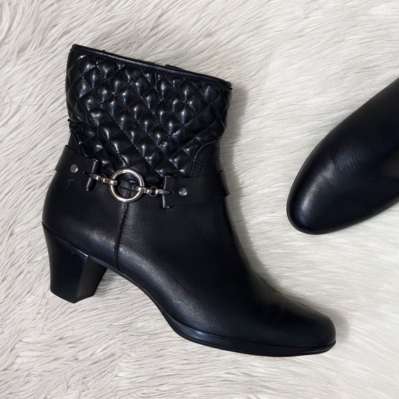 Munro Shoes - Munro Narrow Black Leather Quilted Horse Bit Chain Laconia Boot Ankle Booties
